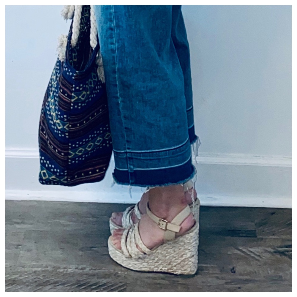 FABULOUS COMFORTABLE WEDGES - Picture 10 of 11